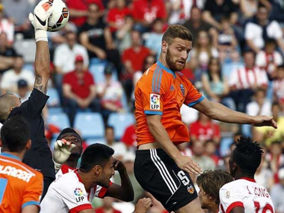 Shkodran Mustafi é o eleito para suceder a Sergio Ramos