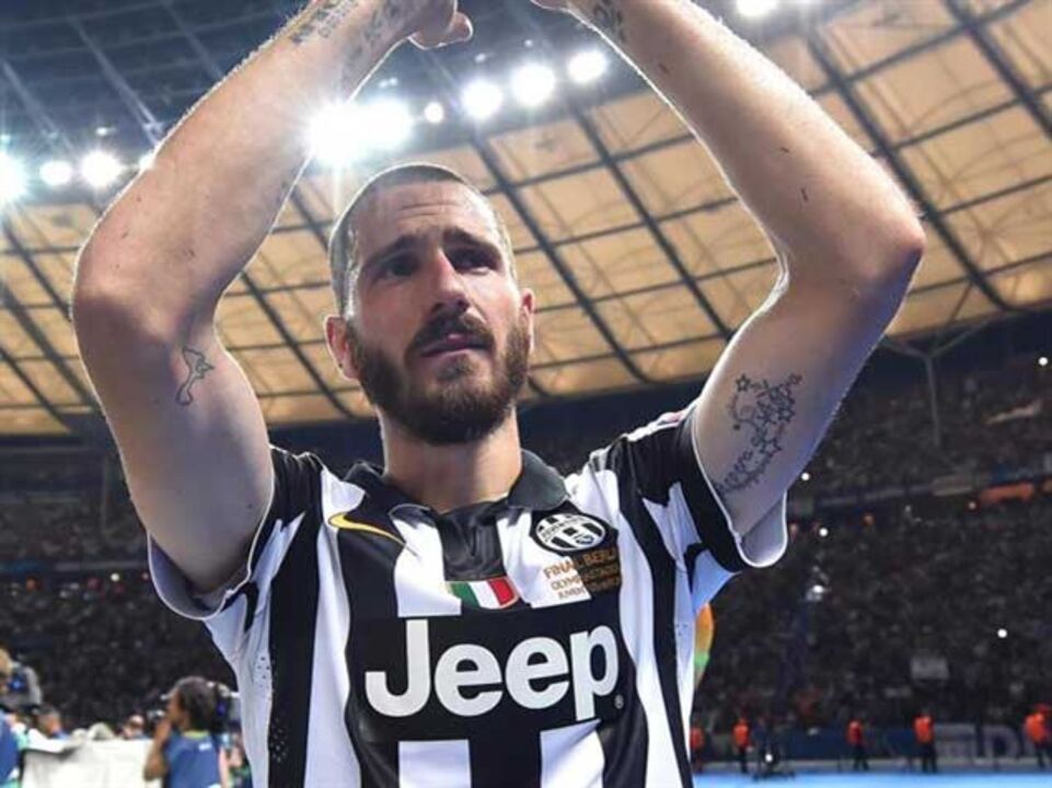 Merengue tentam Bonucci para a defesa