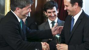 Medina usou gravata azul mas Bruno de Carvalho deu-lhe uma verde