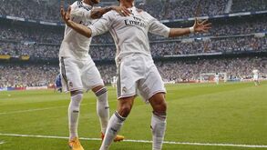 Florentino acusou Ancelotti de ter dado balneário a Ronaldo e Ramos