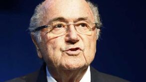 Coca-Cola congratula-se com demissão de Blatter