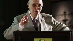 Manuel Sérgio: «Rui Vitória? Daqui a um ano vão ver...»