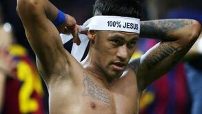 Neymar é 