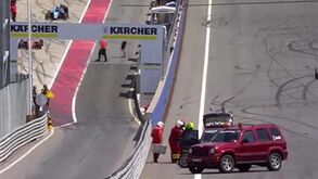 Filho de Schumacher sofre acidente aparatoso
