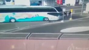 Autocarro atropela três nadadoras austríacas em Baku