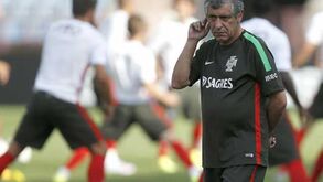 Pizzi e André André preteridos por Fernando Santos