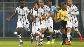 Corinthians dá a volta e bater Internacional