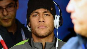 Neymar: «Ficar aqui matar-me-ia por dentro»