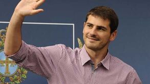 Casillas lisonjeado com interesse da Roma 