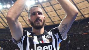Merengue tentam Bonucci para a defesa