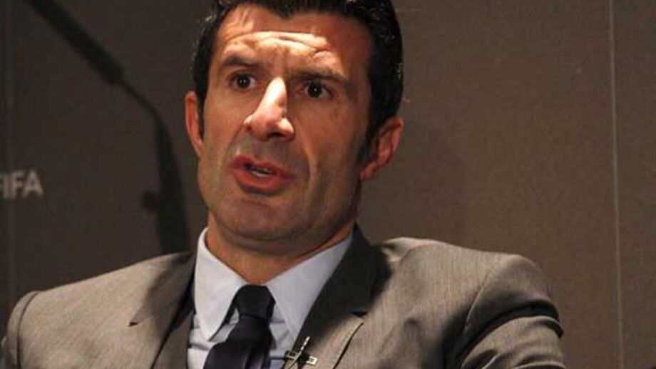Barcelona pediu retirada de Figo da sua equipa lendária