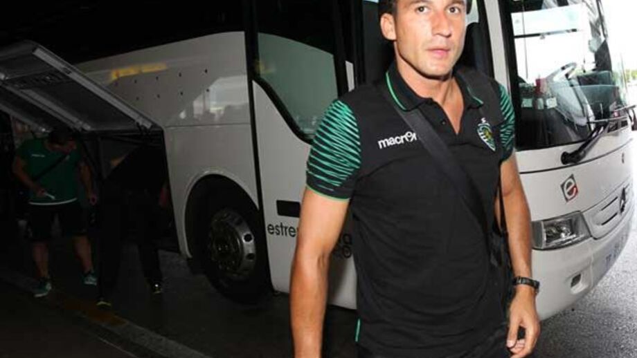 Nélson mantém posto de técnico de guarda-redes