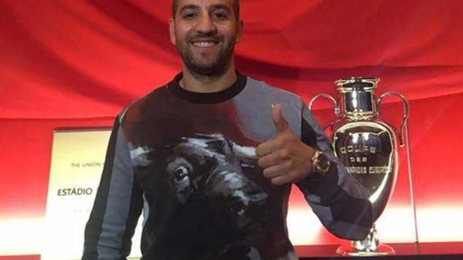 Águias oficializam assinatura de Taarabt por cinco épocas