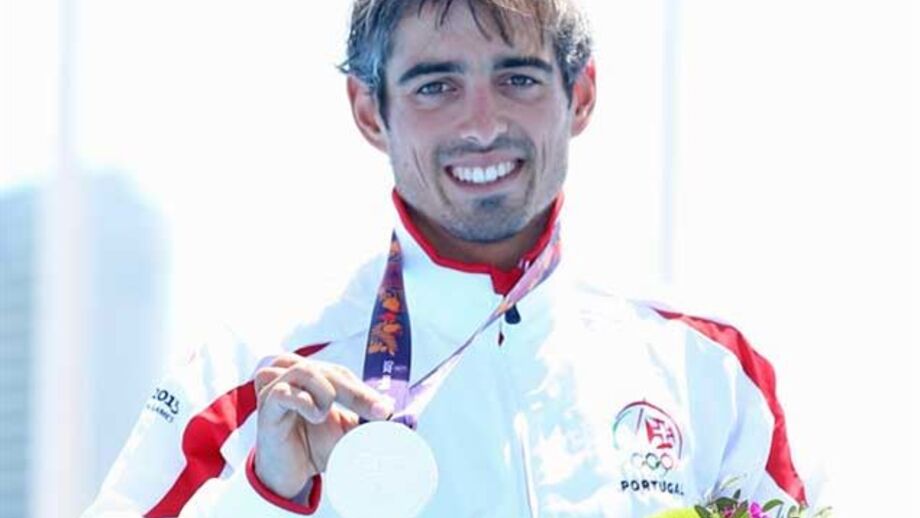 Triatlo: João Silva conquista prata com grande recuperação