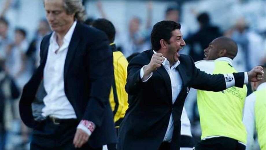 Rui Vitória não vai "cortar" com herança de Jesus