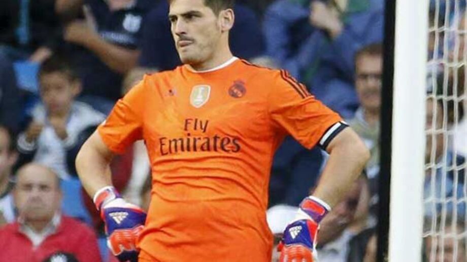 Merengues esperam proposta do Tottenham por Casillas