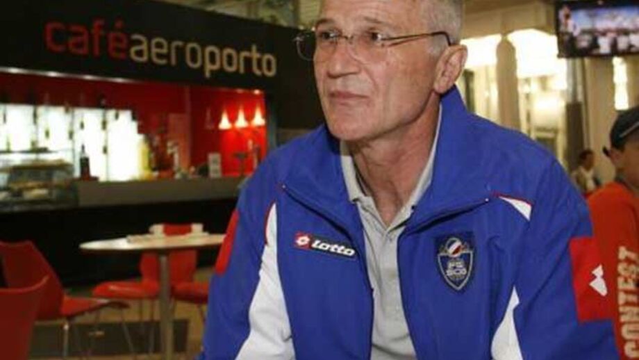 Filipovic: «Mitrovic é um ponta-de-lança possante»
