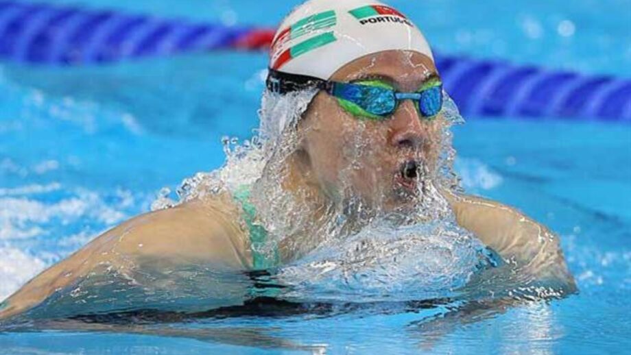 Natação: Raquel Pereira garante meias-finais nos 200m bruços