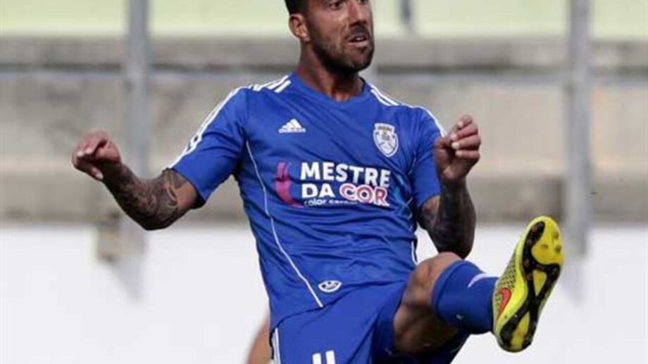 Gonçalo Abreu reforça durienses