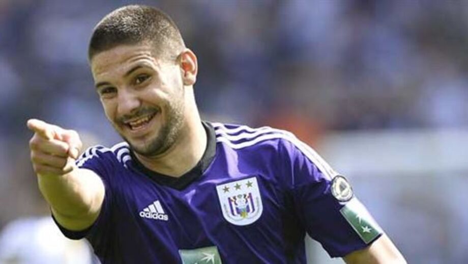 A muitos milhões de Mitrovic