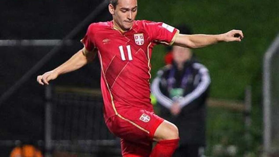 Zivkovic: «Sinto-me lisonjeado com o interesse do Benfica»