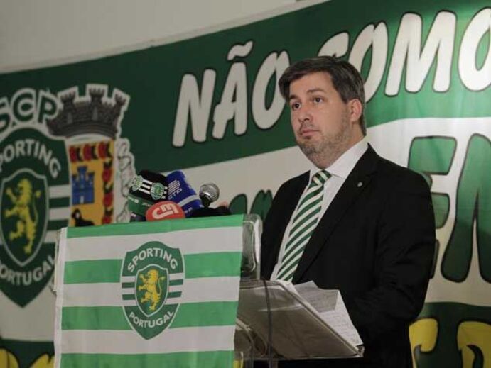 Bruno de Carvalho visita núcleo de Alenquer
