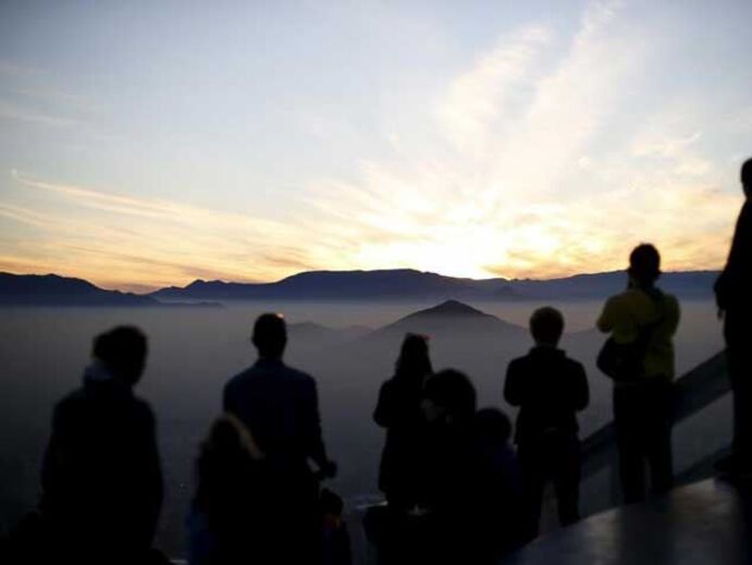 Não é o amanhecer... é mesmo poluição