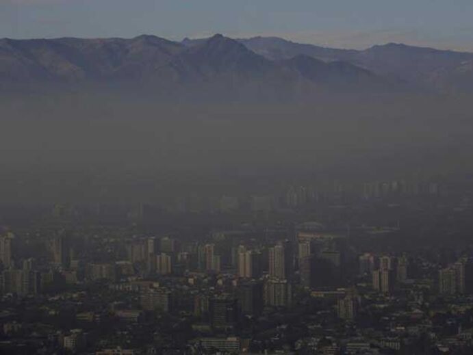 Não é o amanhecer... é mesmo poluição