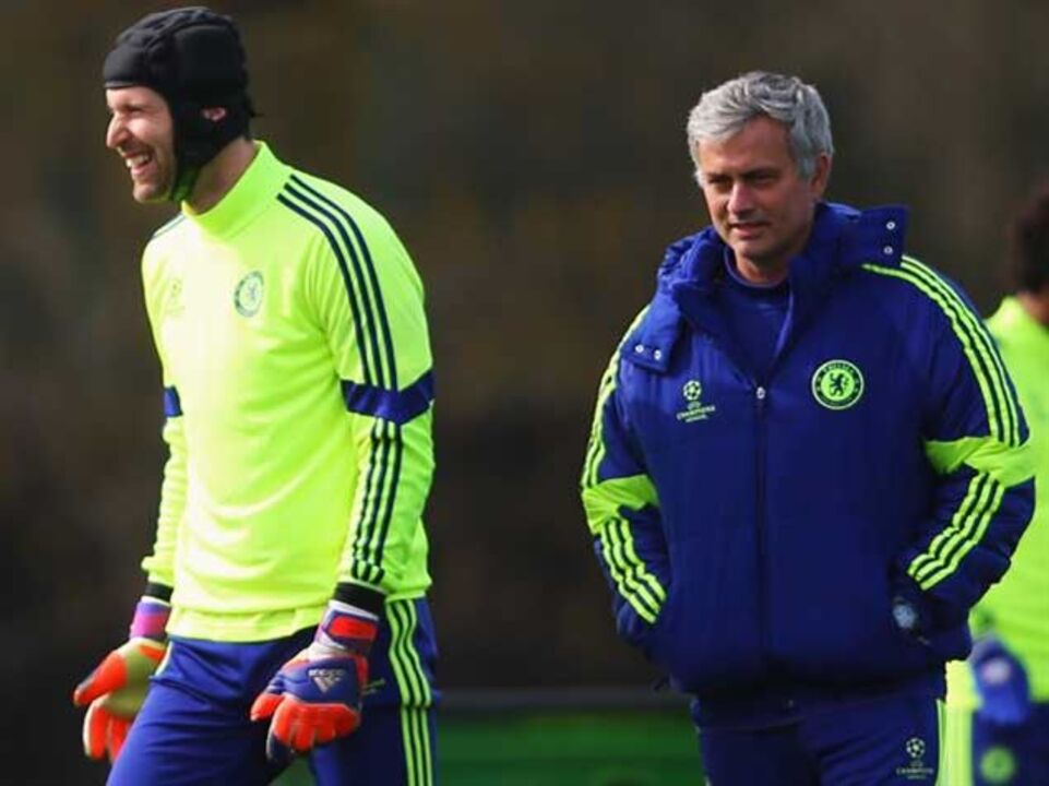 Cech não esquece José Mourinho