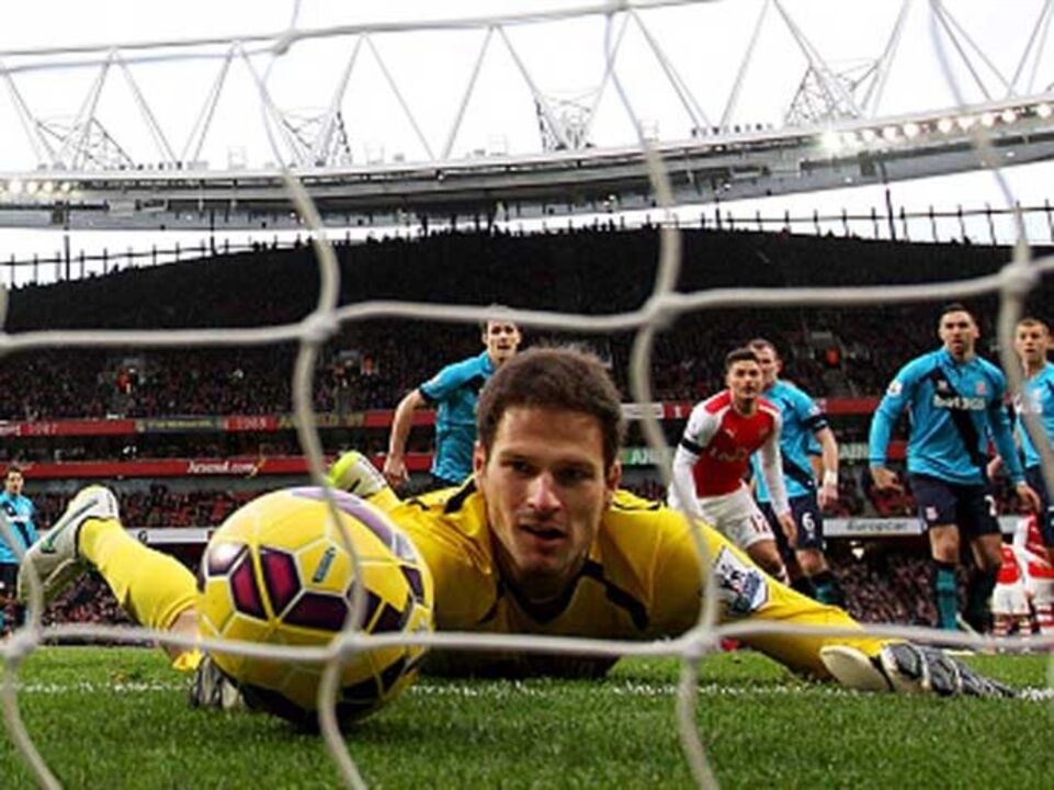 Mourinho quer Begovic a fazer de Cech no Chelsea