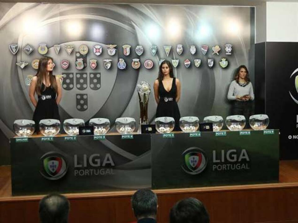 Recém promovido Famalicão isento na 1.ª fase