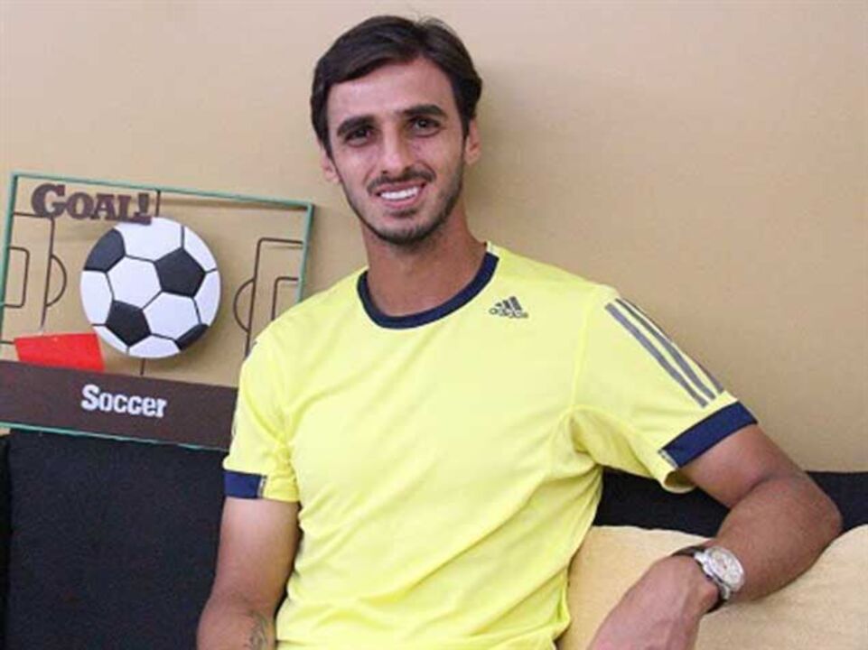 Bryan Ruiz: «Vou ter a oportunidade jogar na Liga dos Campeões»