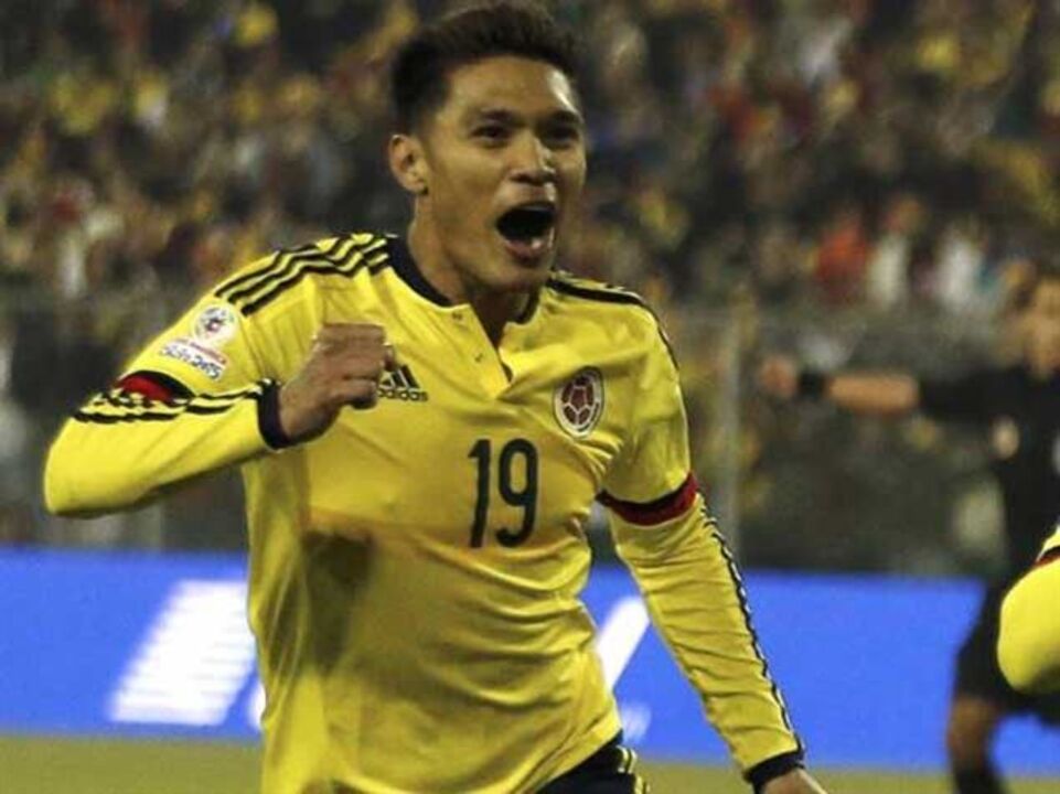 Já há acordo com o River Plate por Teo Gutiérrez