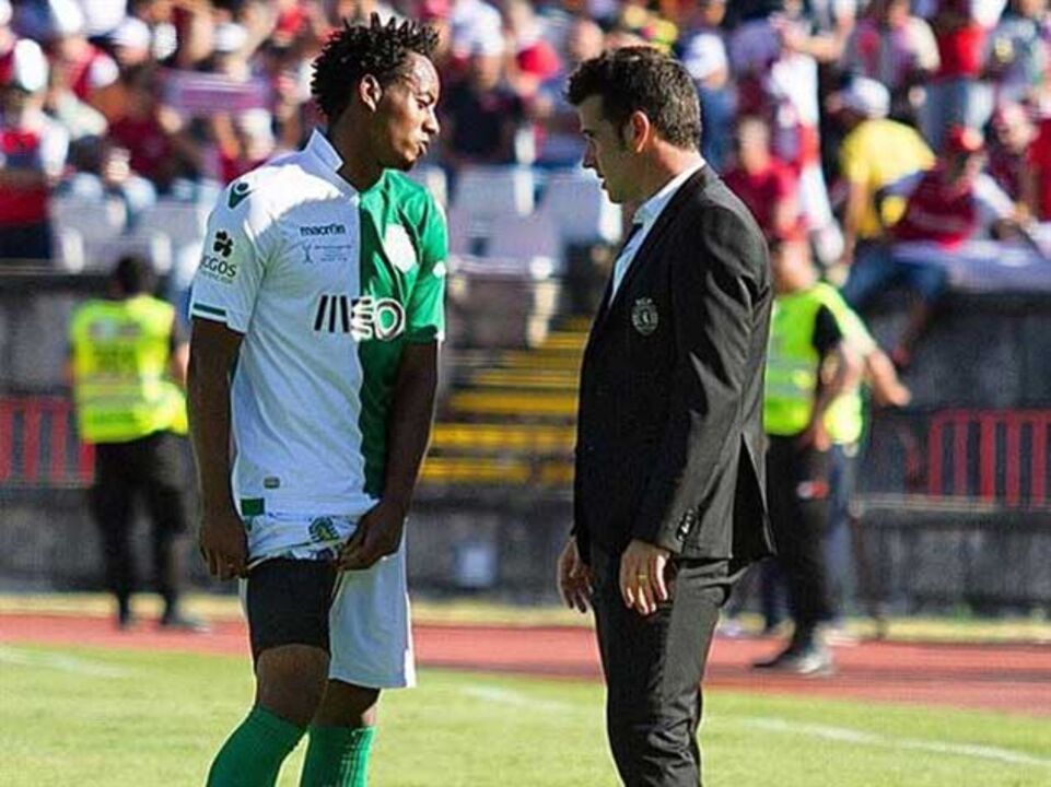 Marco Silva quer levar Carrillo para o Olympiacos