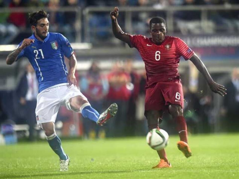 Exames de William já foram enviados para a FPF