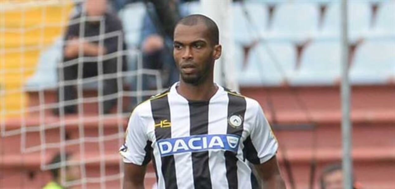 Naldo é a prioridade para a defesa