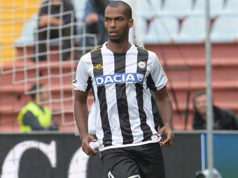 Naldo já chegou a Lisboa