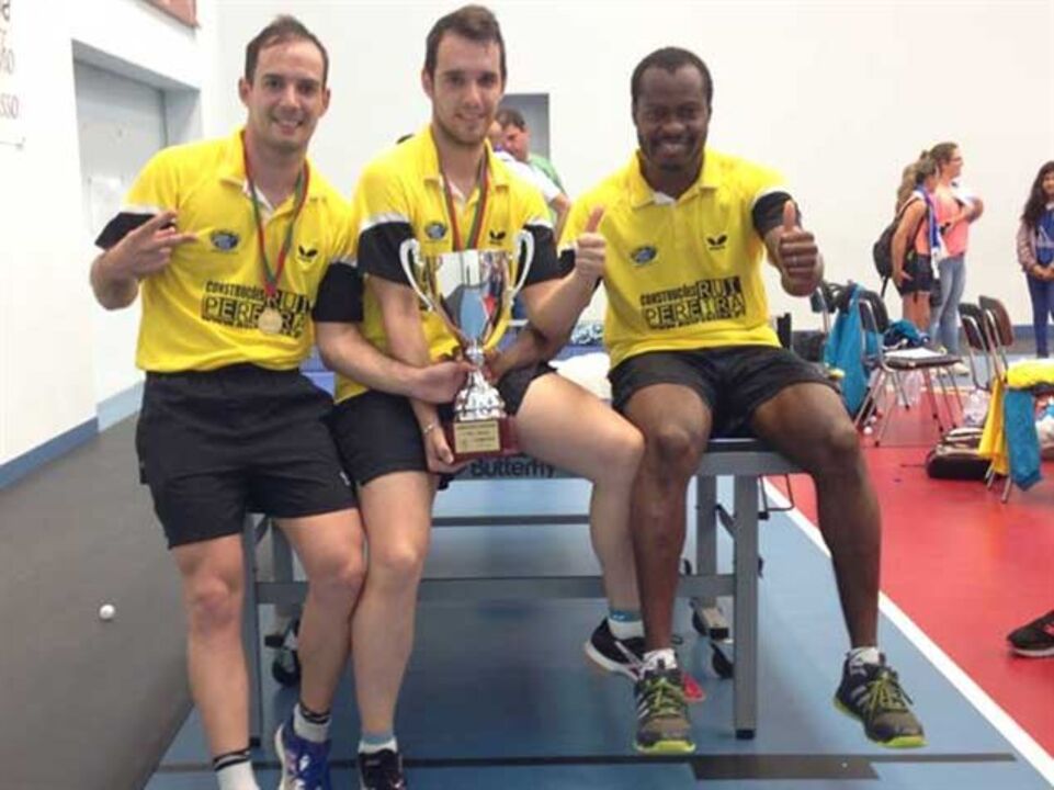 GD Toledos comemora o tri