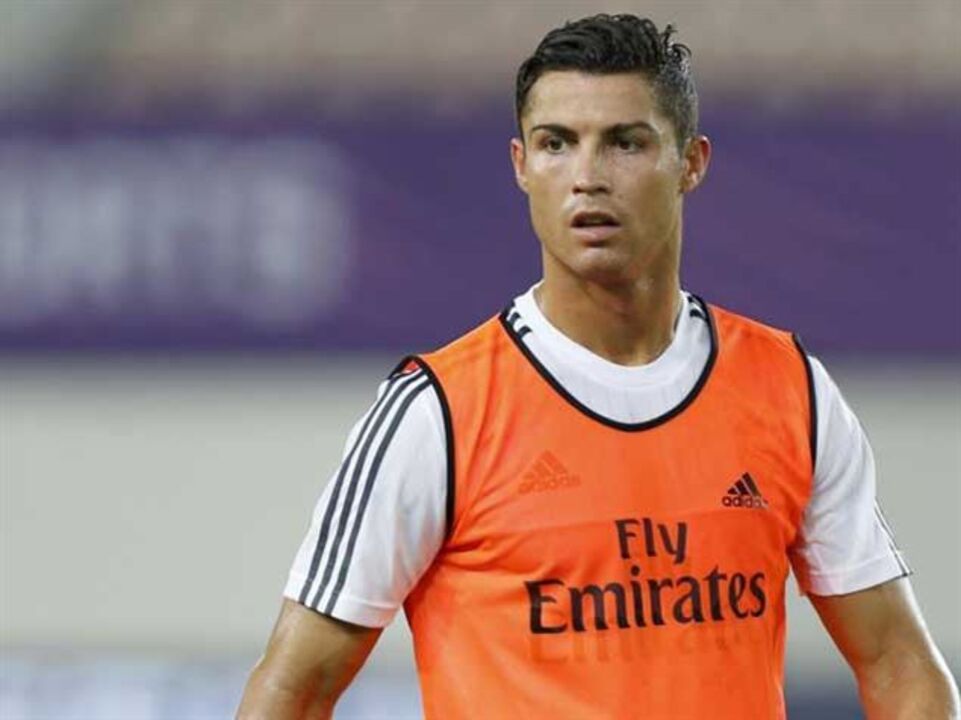 PSG nega oferta milionária por Ronaldo