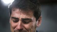 Casillas deixa clube do coração em lágrimas