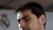 Casillas deixa clube do coração em lágrimas