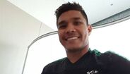 Teo Gutiérrez já mostra a nova camisola