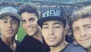 Craques do Barcelona foram ao beisebol