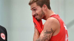 Kevin Trapp reforça PSG