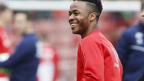 Sterling já cumpre exames médicos no Manchester City