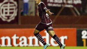 Benítez: «Seria lindo poder jogar no Sporting»