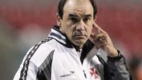 Botafogo oficializa Ricardo Gomes