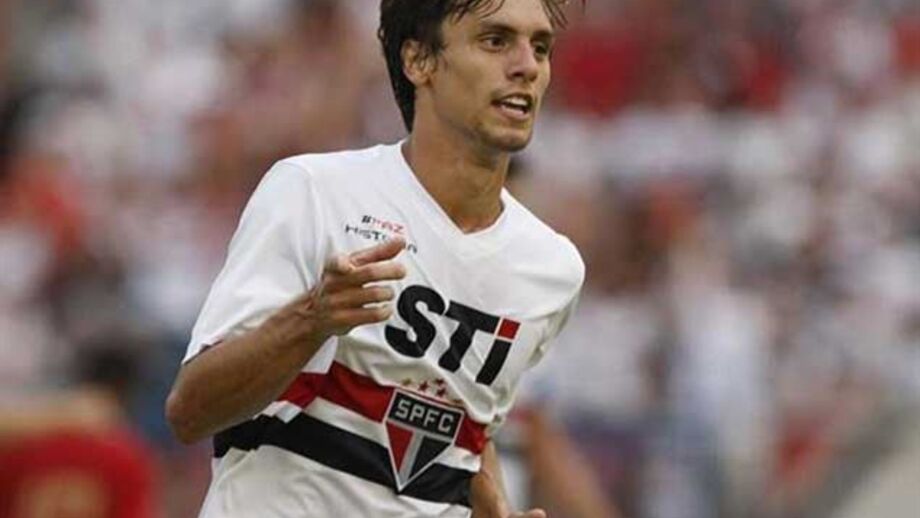 Rodrigo Caio regressa ao São Paulo