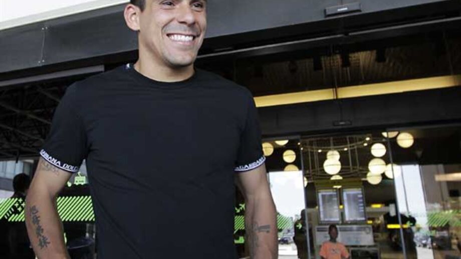 Maxi Pereira em semana de decisões