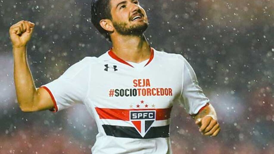 Alexandre Pato apontado à Luz